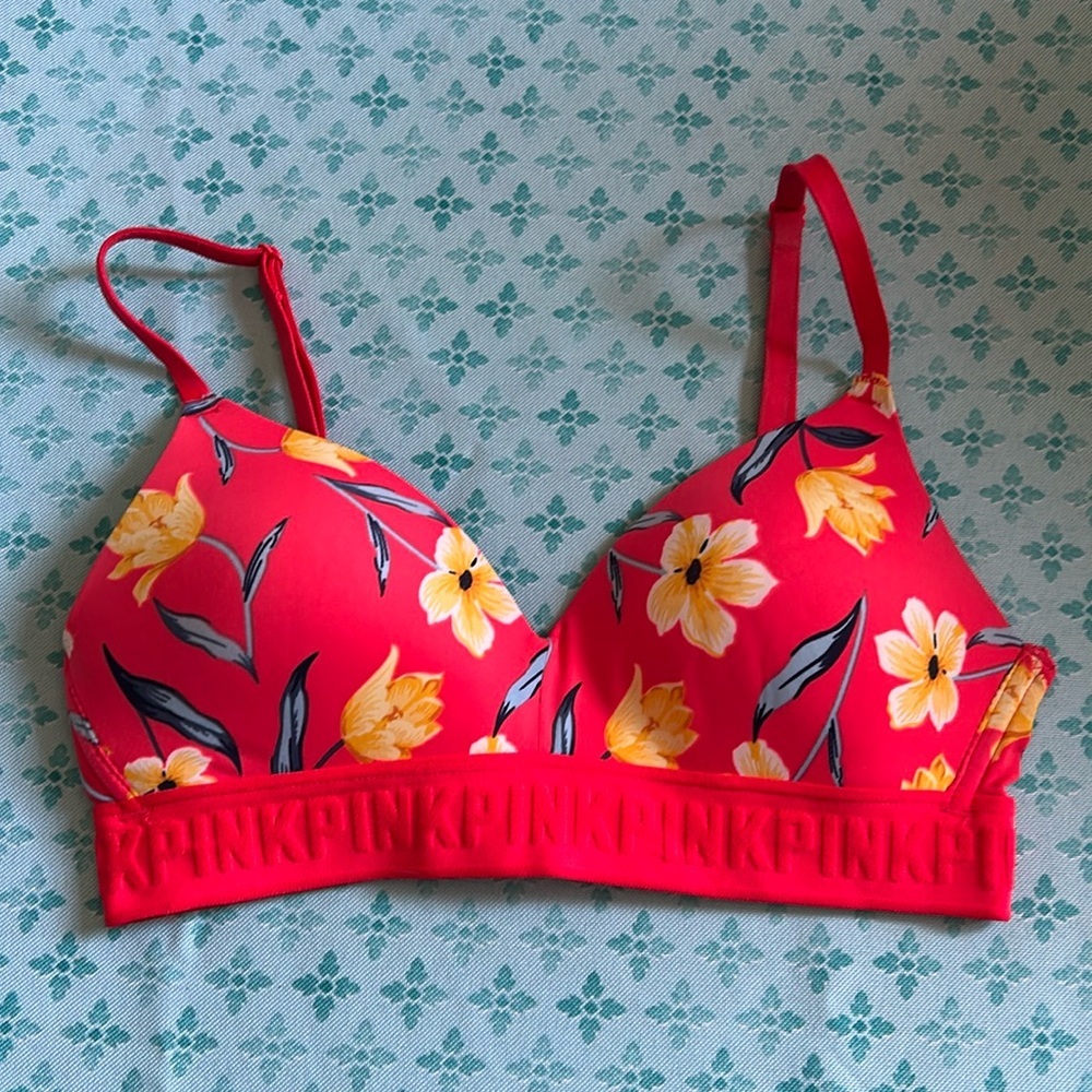 Victoria's Secret PINK Red Floral No Wire Tshirt Bra Size XS